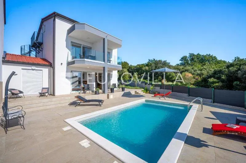 Istria, Duga Uvala, villa with swimming pool and sea view – 2