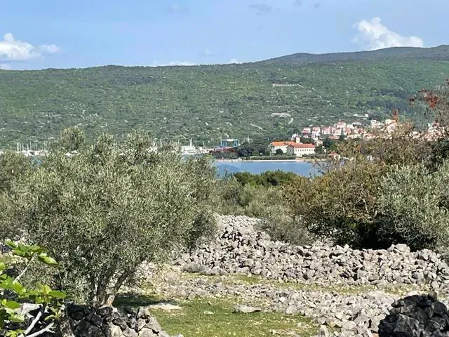 Non-structural plot Krk, 2.087m2 – 3