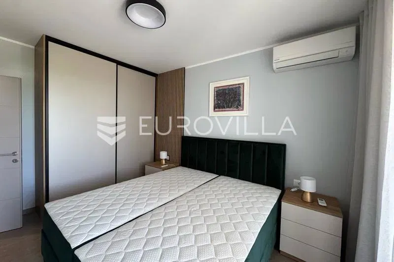 Istria, Štinjan, long-term rental of a modern apartment in a new building – 3