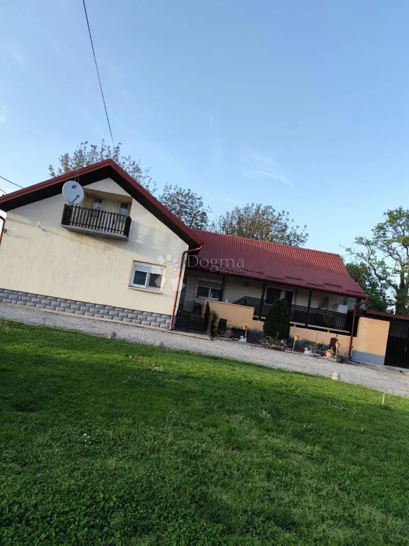 House Majur, Farkaševac, 364m2 – 3