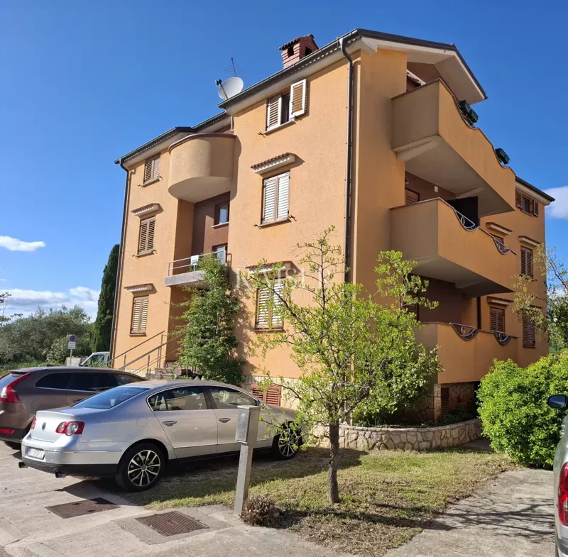 Isola di Cres, Cres, casa con più appartamenti – 3