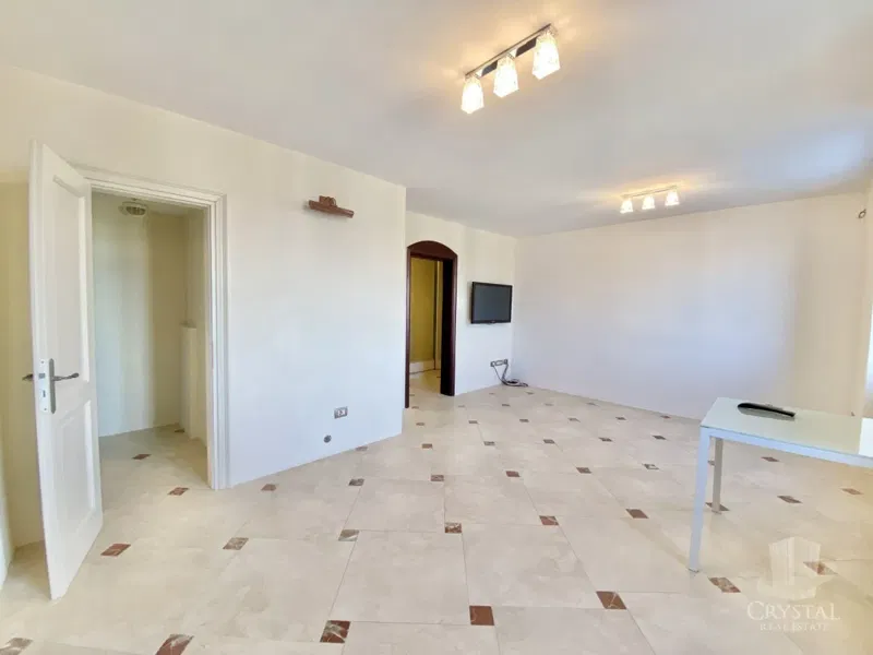 PRIMA FILA SUL MARE! APPARTAMENTO IN UNA POSIZIONE ECCEZIONALE A NOVIGRAD! – 3