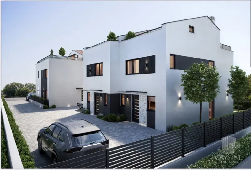 Casa moderna in costruzione – 2