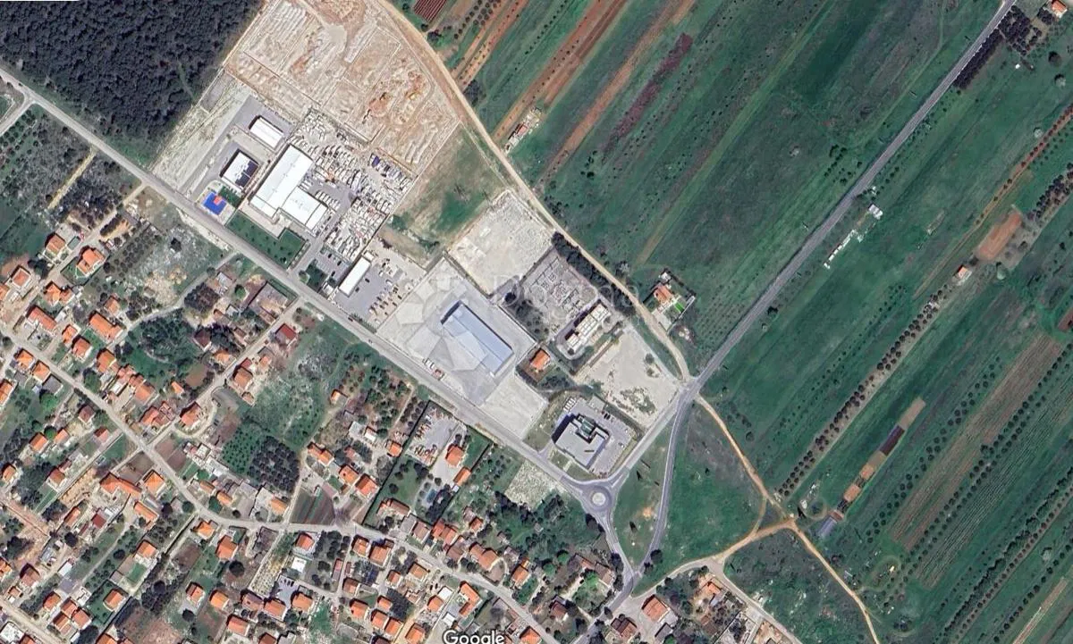 Biograd üzleti övezet – nagy terület, potenciállal