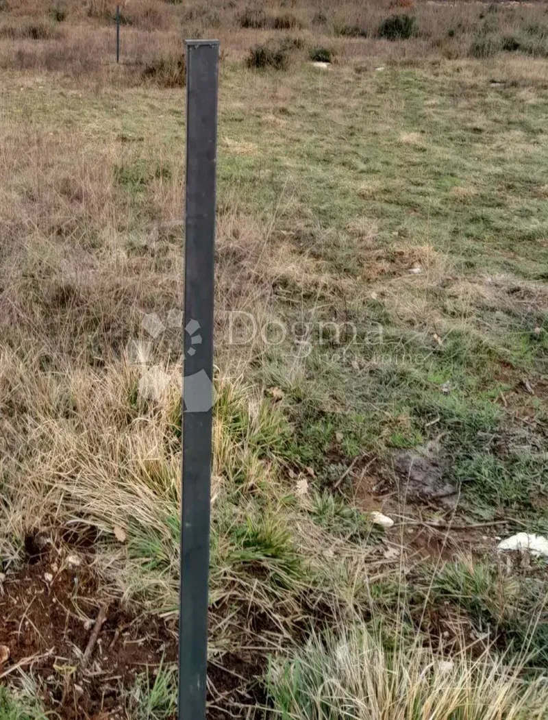 Terreno Bale, 400m2 – 3