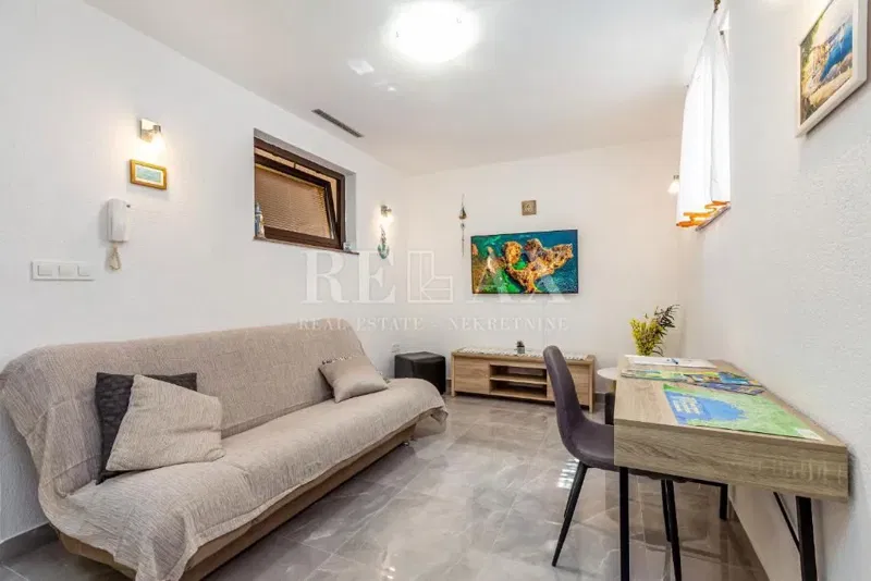 Appartamento Bogovići, Malinska-Dubašnica, 37m2 – 2
