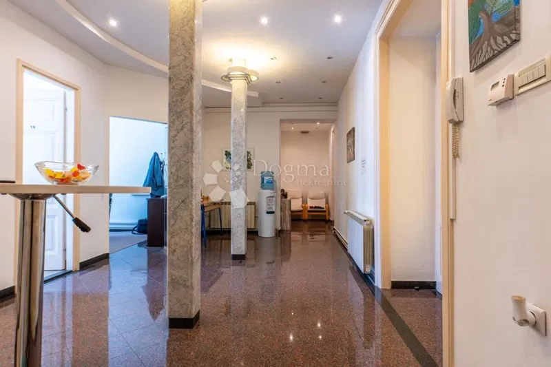 Flat Centar, Rijeka, 97,45m2 – 2