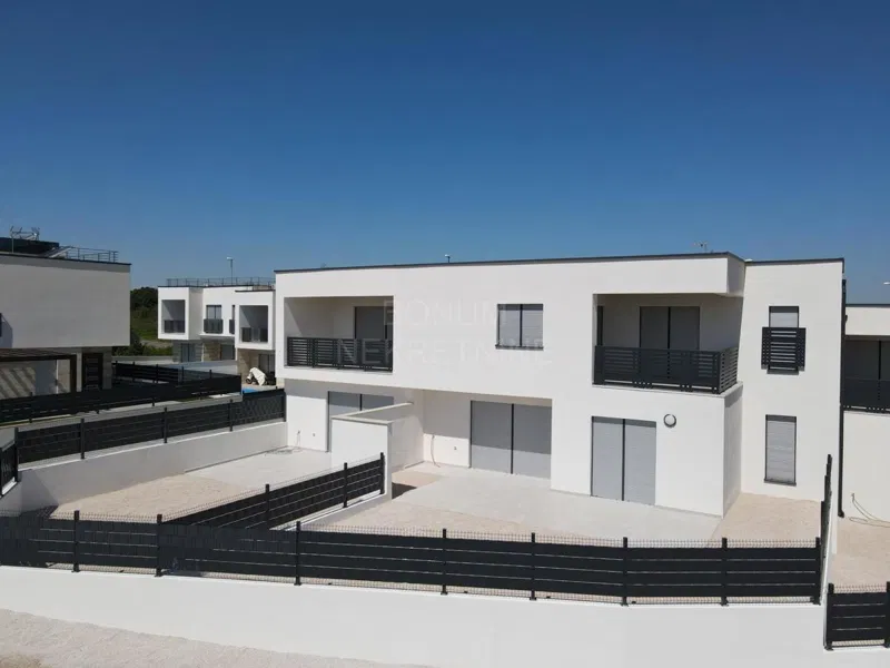 Odlično stanovanje v novogradnji, prvo nadstropje, tri spalnice, Vodice – 3