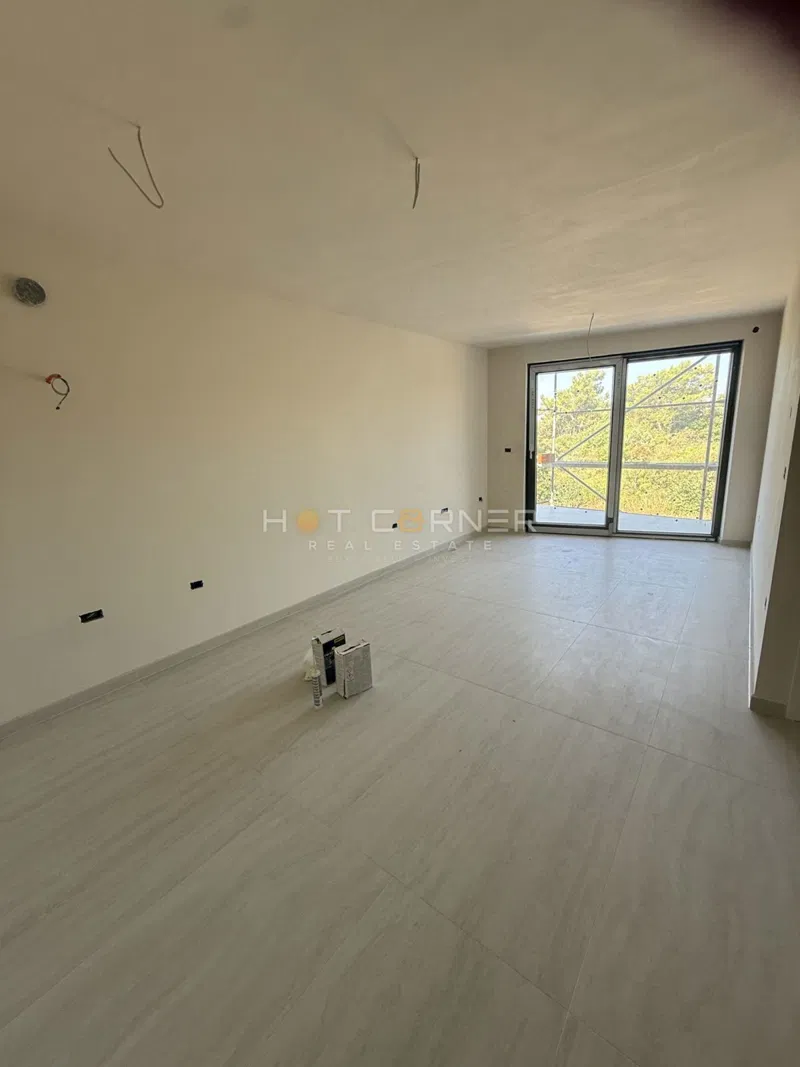 Medulin, 650 m od plaže, 1. kat, 2 SS, pogled na more – 3