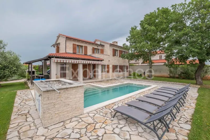 Istria, vicino a Parenzo - affascinante villa con piscina e garage! – 2
