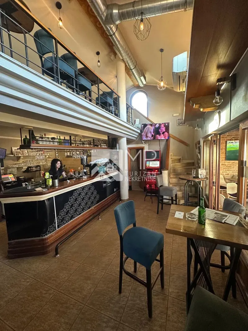 Medulin, popular Caffe bar, well-established business, top location – 3