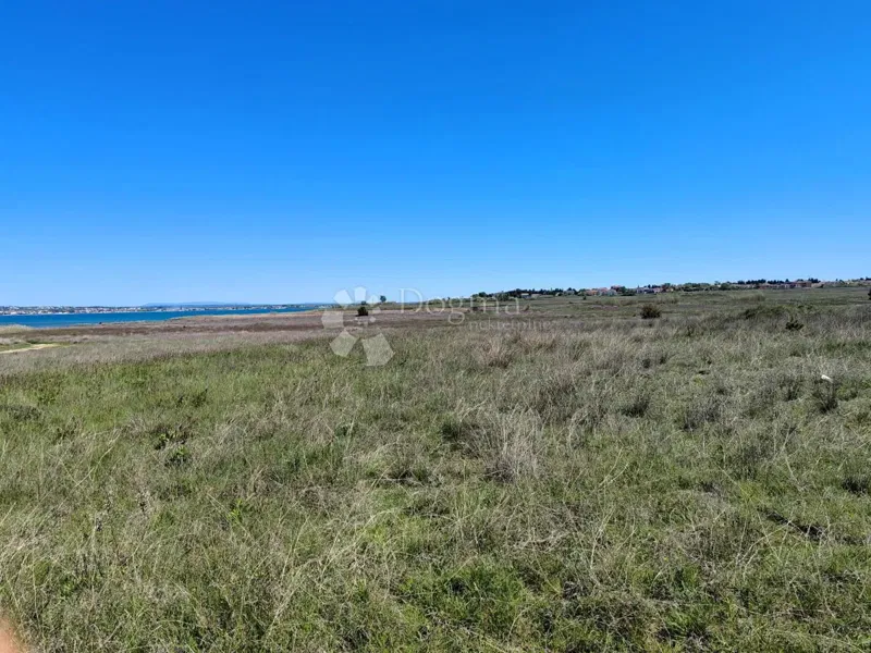 Mezőgazdasági terület Privlaka, 4.068m2 – 2