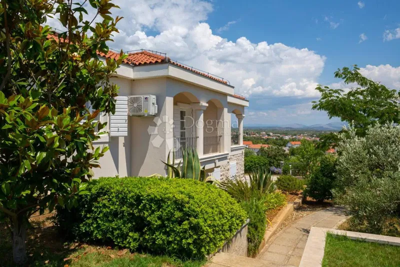 Ház Vodice, 377m2 – 2