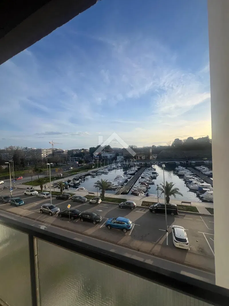 Four-room apartment TOP LOCATION - Zadar, Branimirova Obala – 3