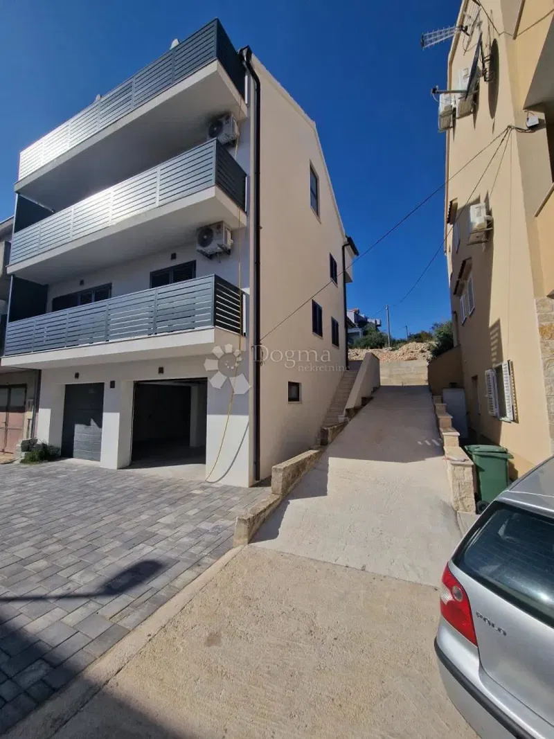 House Meterize, Šibenik, 353m2 – 2