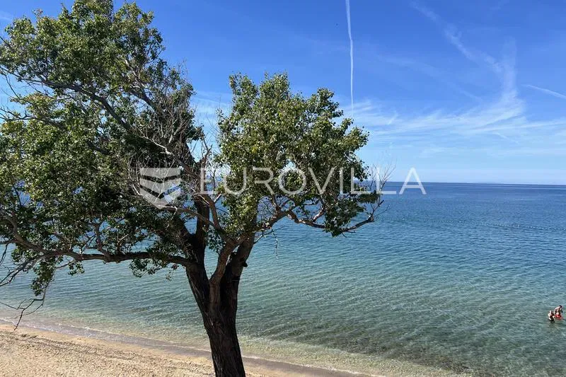 Island of Pag, Perilo beach, two-bedroom apartment in a luxurious new building FIRST ROW TO THE SE – 3