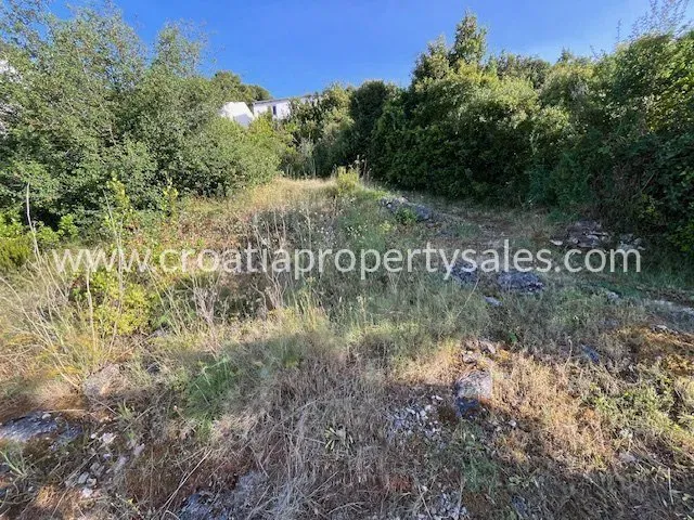 Vis, building land for sale, 70.000 € – 3