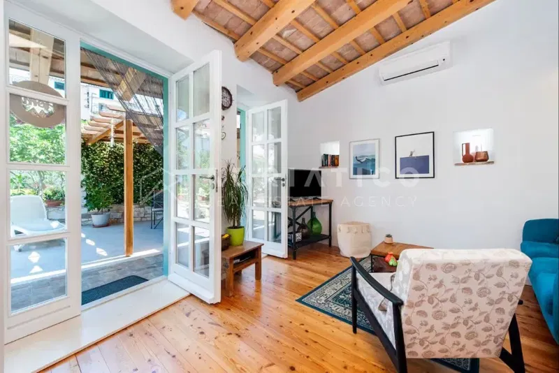 Rovigno, casa con terrazza in centro – 3