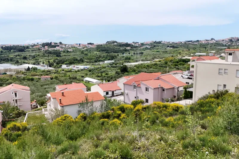 Building land for building a family house in a quiet area of Split – 3