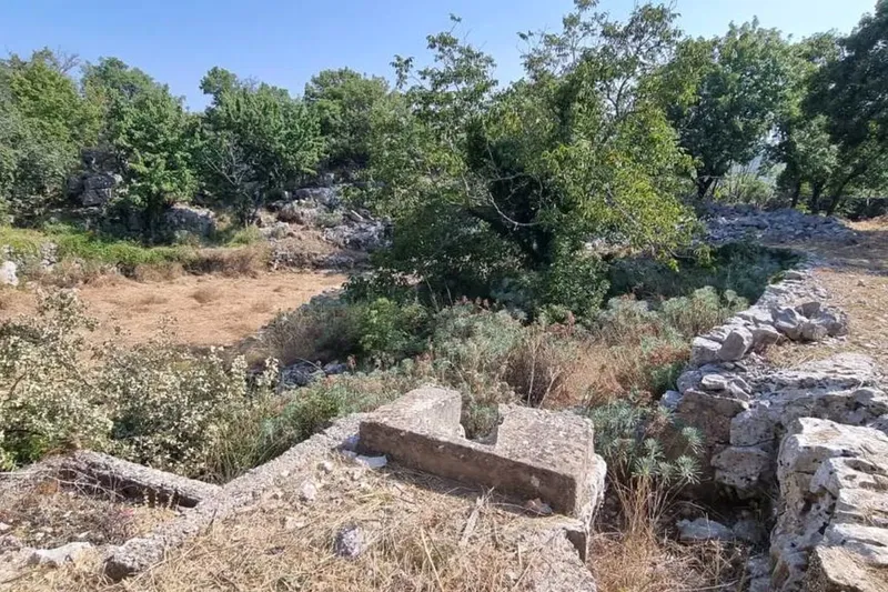 Terreno edificabile in un villaggio insulare – 3