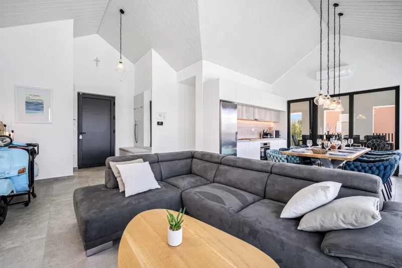 Modern villa with open sea view – 3
