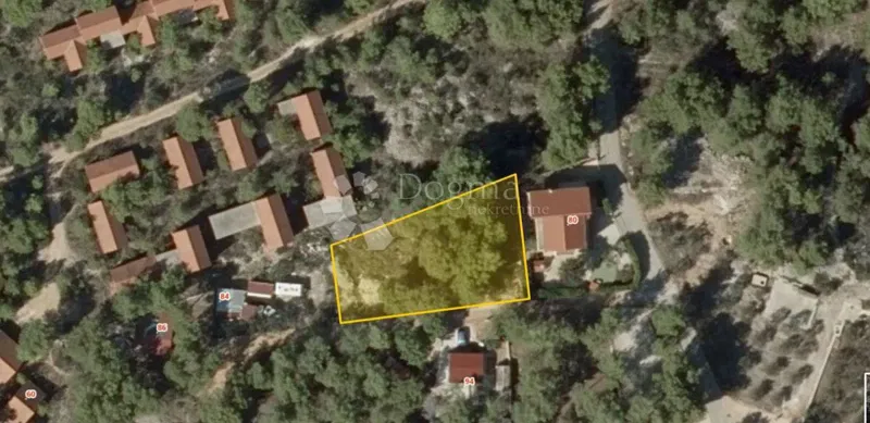 Terreno edificabile Milna, 818m2 – 2