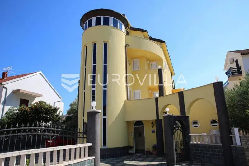 Vodice, beautiful villa 850 m² – 2