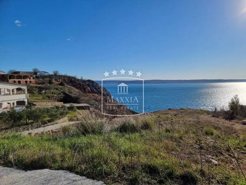 Starigrad Paklenica - building land of 1682 m2, 200m away from the sea! 189000€ – 2