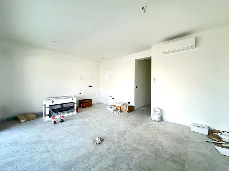 Quality apartment with a garden on the ground floor of a new building in Poreč – 2