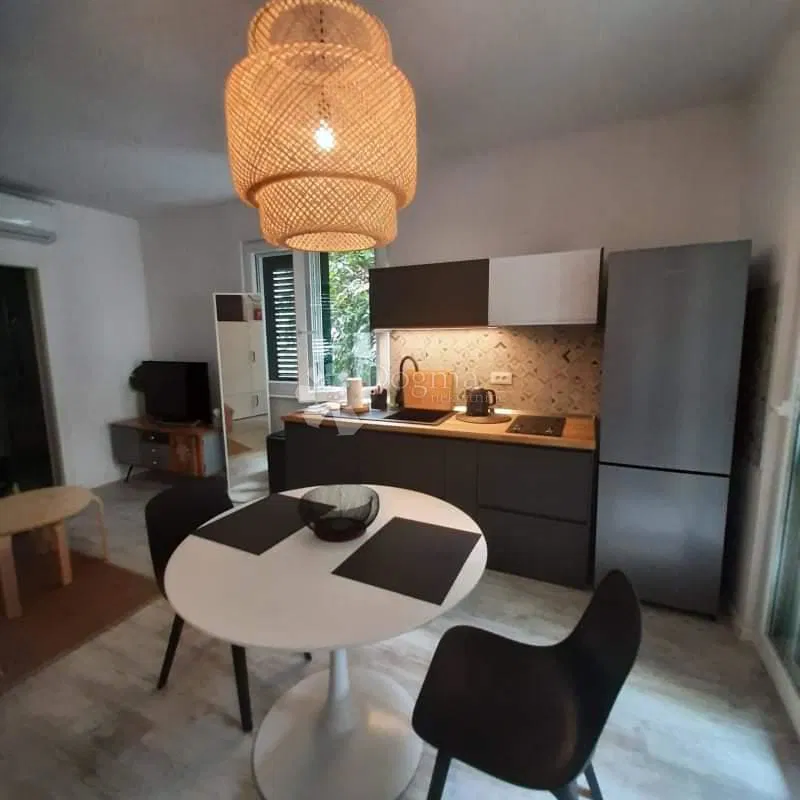 Haus in Podgora