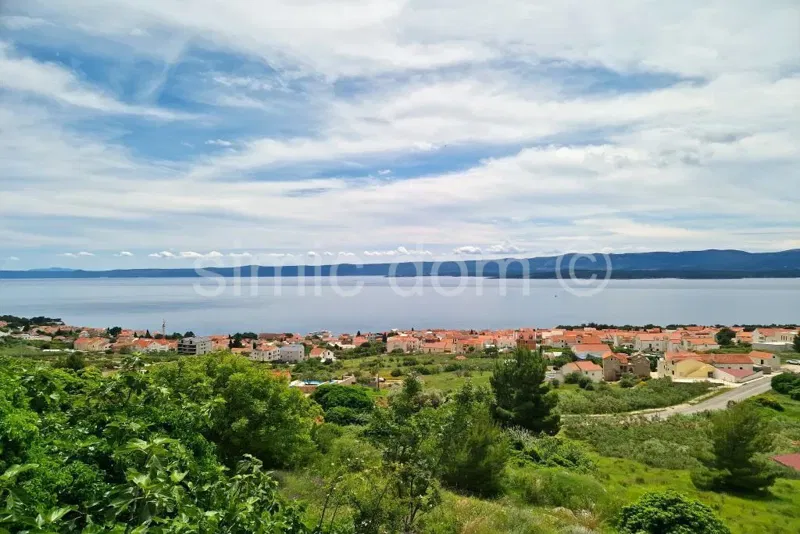 Agricultural land with a house and an open view, Brac – 3