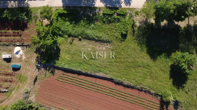 Building land Završje, Grožnjan, 841m2 – 2