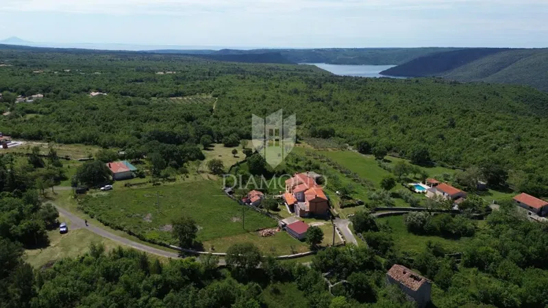 Pozemok Labin – 2