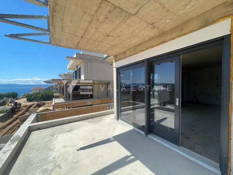 TWO-BEDROOM APARTMENT IN A NEW BUILDING WITH A SEA VIEW – 3