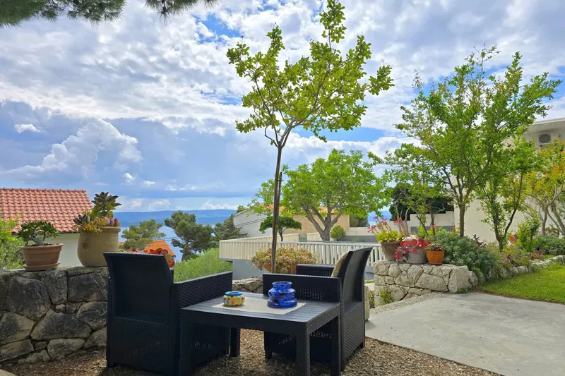 Apartment house with sea view – 3