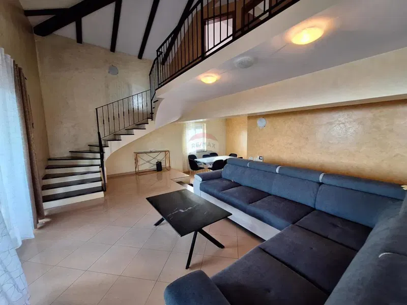 Casa Kastav, 300m2 – 2