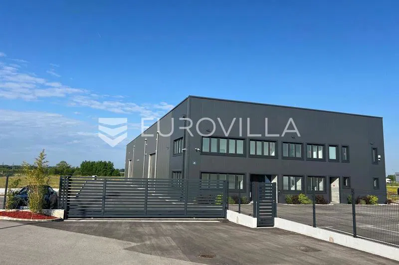 Gospodarska zona, Pisarovina I., proizvodno, skladišna hala 1126 m²