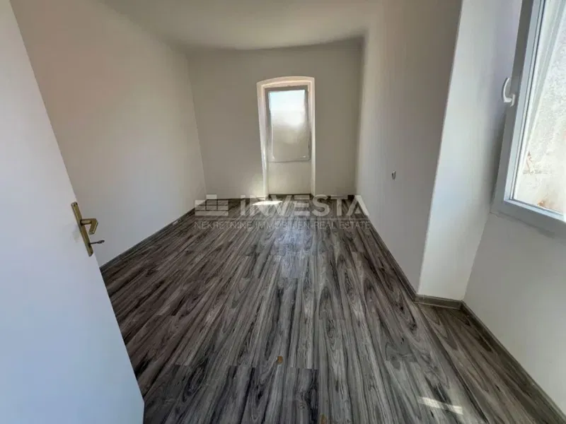 Pula, City Centre Apartment with an area of 69.55 m², 3rd floor – 3