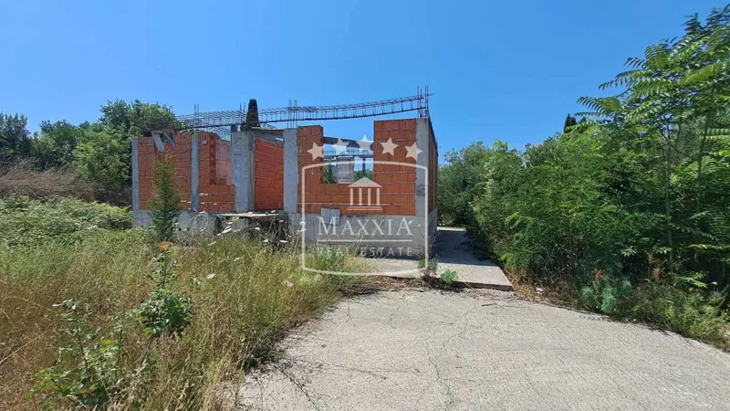 Ugljan island - building plot 2092 m2 approx. 150 m from the sea! 320000€ – 3