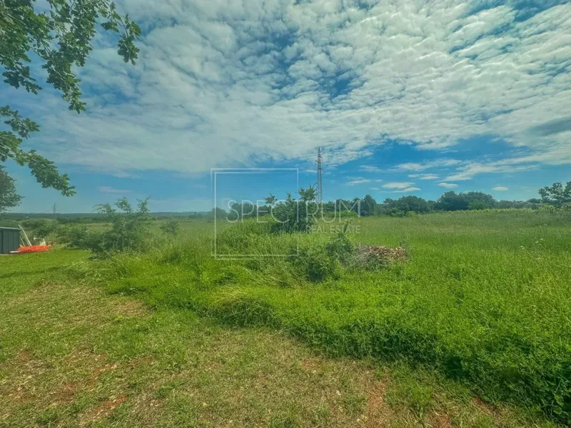 Zona Parenzo, terreno edificabile per investimento – 2