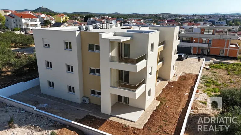 Vodice, three-bedroom apartment with sea view – 3