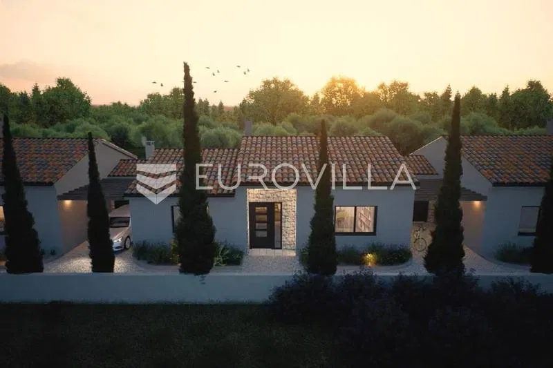 Istria, Kaštelir, three modern single-storey houses in a row - investment opportunity! – 3