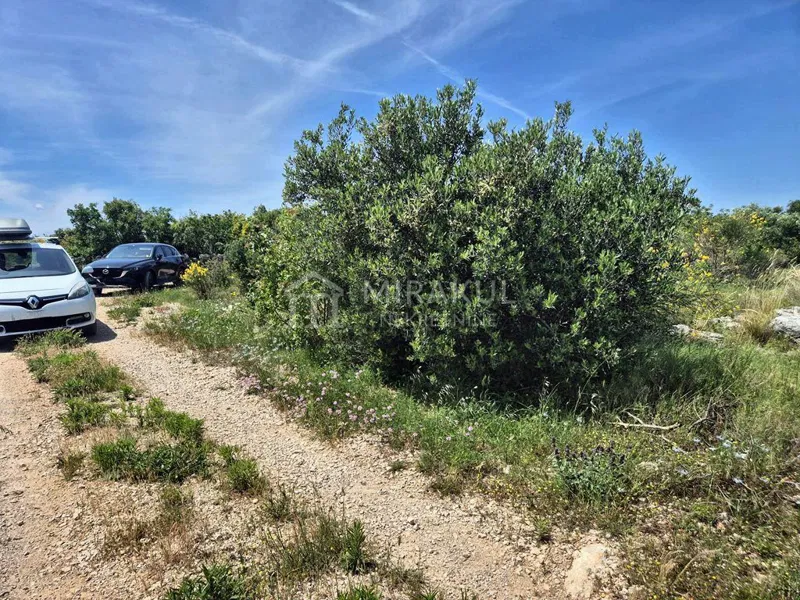 Nekretnine Vodice, Građevinsko zemljište u industrijskoj zoni – 2