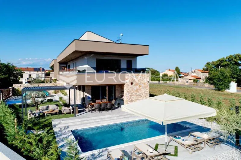 Istria, Marčana, modern villa with swimming pool and wellness oasis – 3