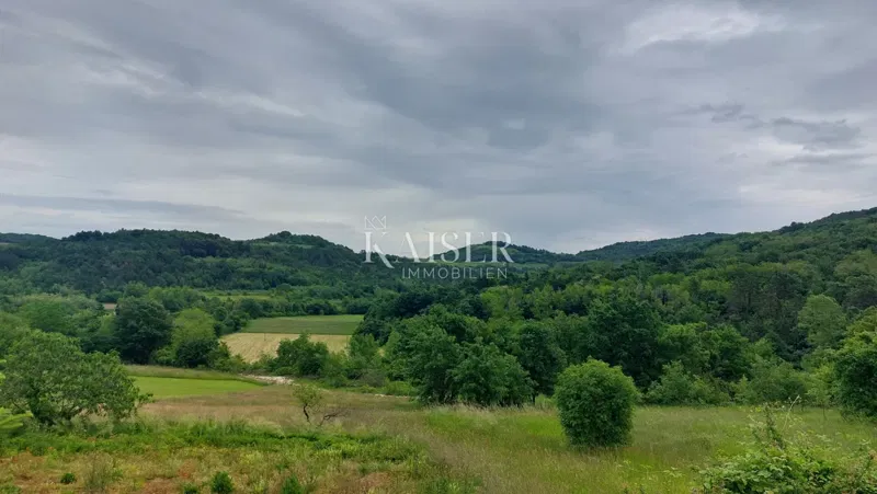 Istria, Motovun area, Karojba - building land, 1,990 m2 – 2