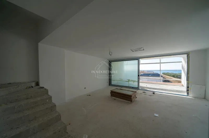 NEW BUILD! Luxurious three-bedroom penthouse with sea view! – 3