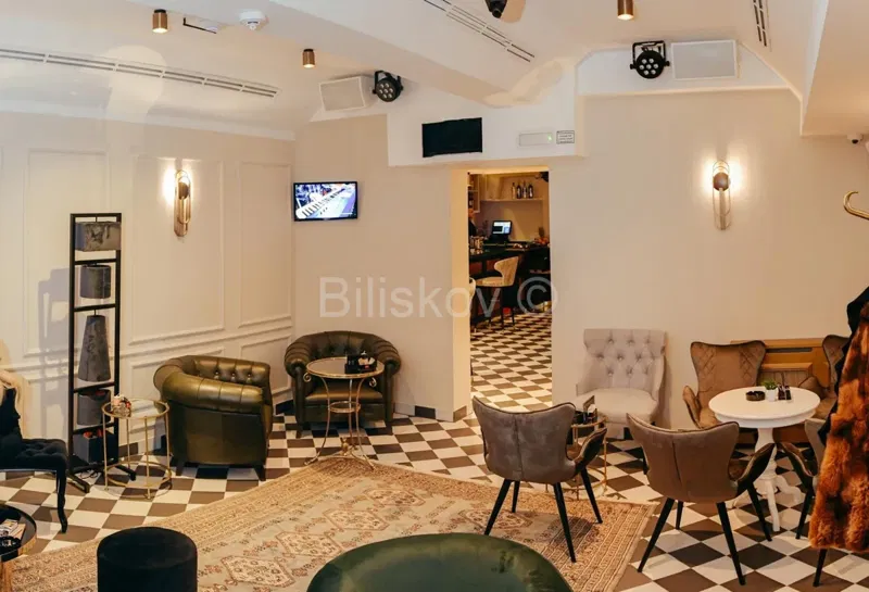 Catering premises on two floors, for sale, opportunity – 3