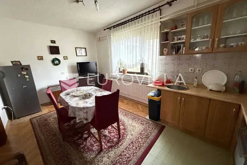 Osijek, Tenja, house for sale, 200 m² with a large garden – 3