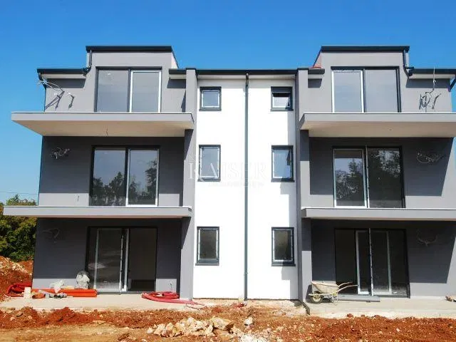 Isztria, Poreč, környék - 128 m2-es apartman, 5 hálószoba – 2