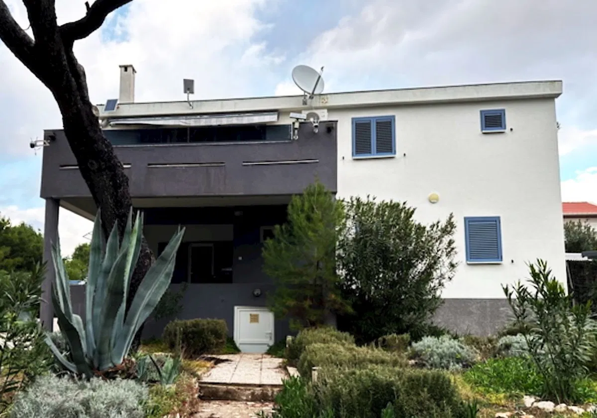 Villa am Meer zu verkaufen auf Pag